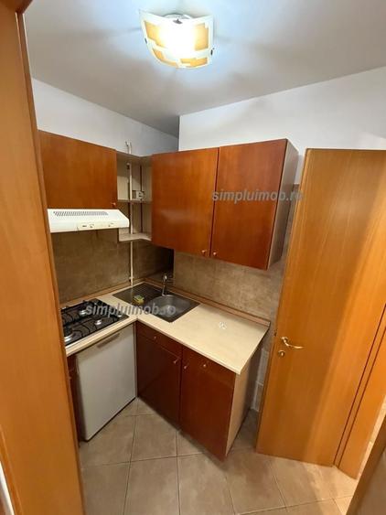 2 Camere Pretabil Birou Zona Armeneasca - 7