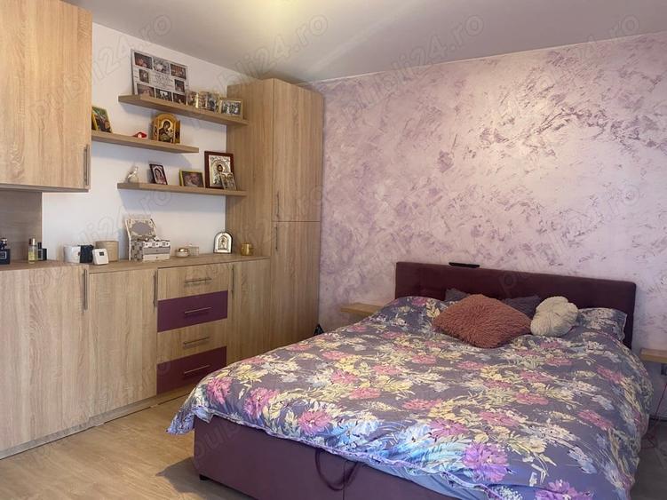 Casă cu 4 camere cu Teren 1200 Mp în Țintea