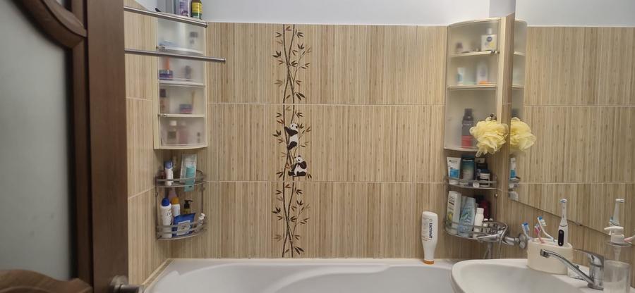 Apartament cu 4 camere semidecomandat în City Park Mall