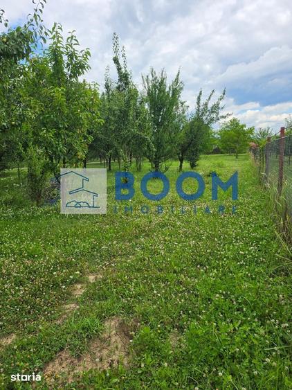 Casă cu 3 camere cu Teren 1700 Mp în Central