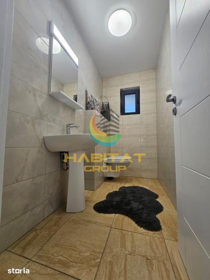 Casă cu 4 camere cu Canalizare în Central