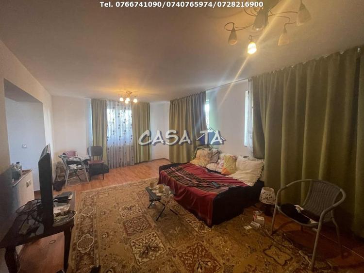 Casă individuală cu 4 camere cu Canalizare în Primăverii