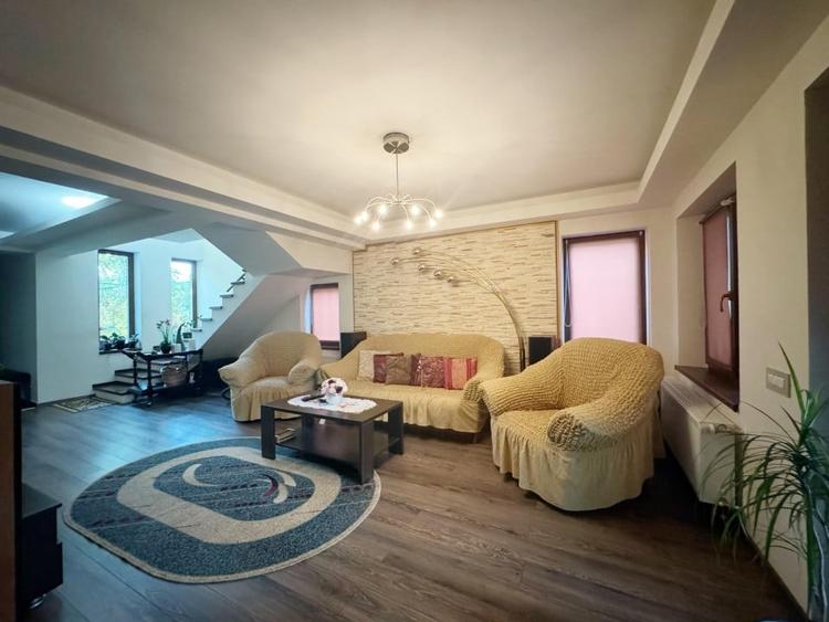 Duplex cu 4 camere cu Canalizare în Șag