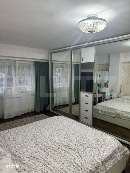 Apartament cu 4 camere în Micro 4