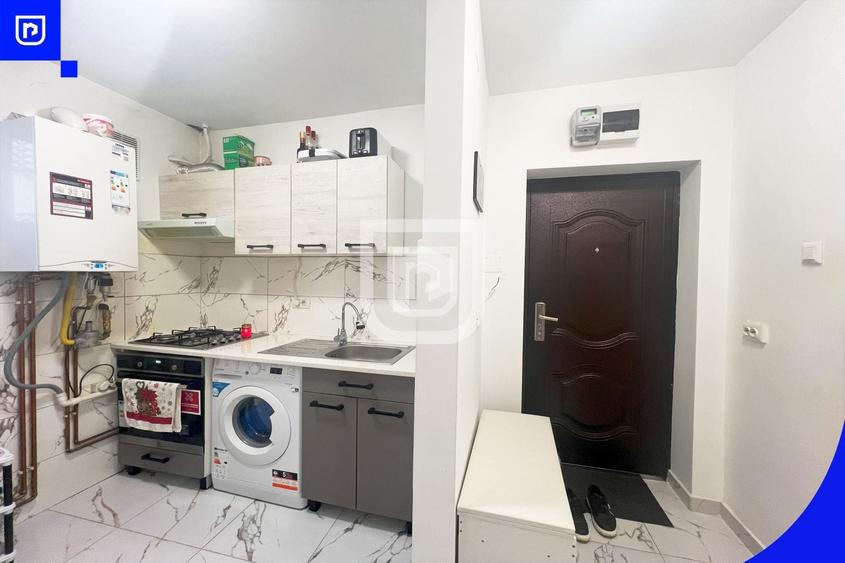 Apartament cu 2 camere semidecomandat, mobilat în Central
