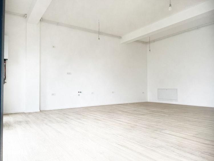 Spațiu comercial, de 77 mp, în Dumbrăvița
