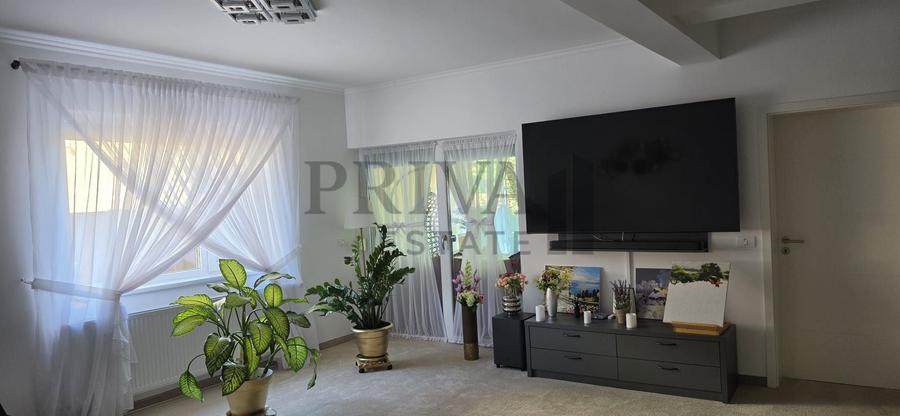 Duplex cu 4 camere cu Canalizare în Moșnița Nouă