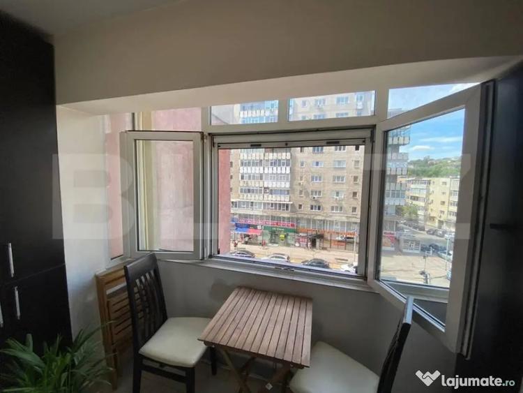 Apartament cu 3 camere decomandat în Gară