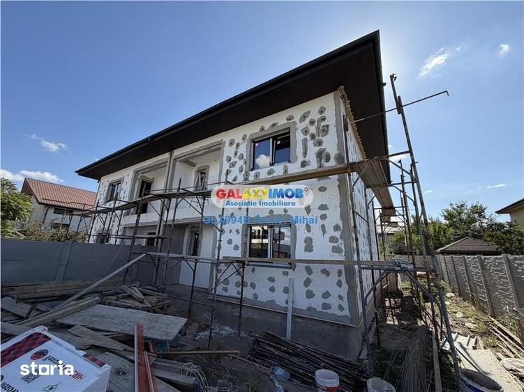 Casă cu 4 camere cu Teren 220 Mp în Central
