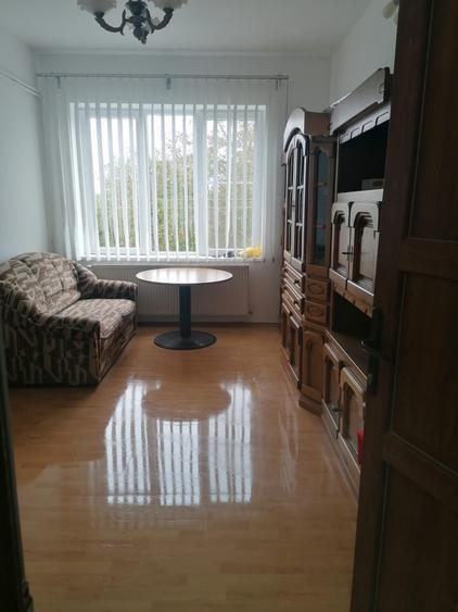 Apartament cu 3 camere nedecomandat în Central