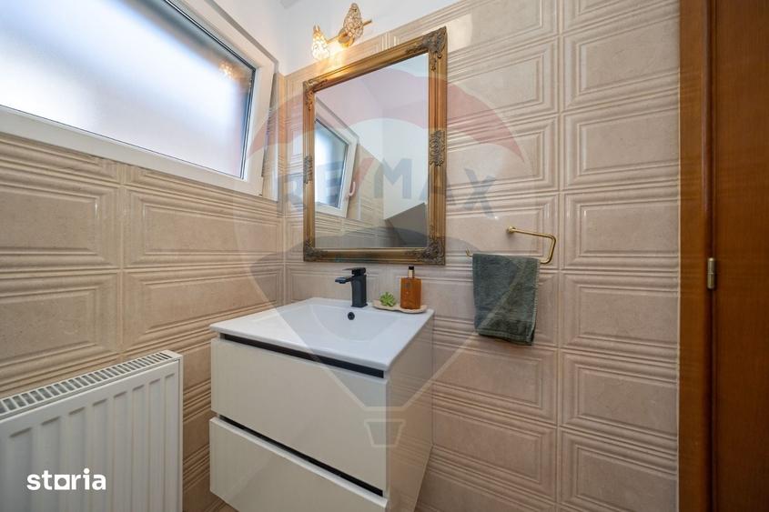 Apartament cu 3 camere în Tractorul