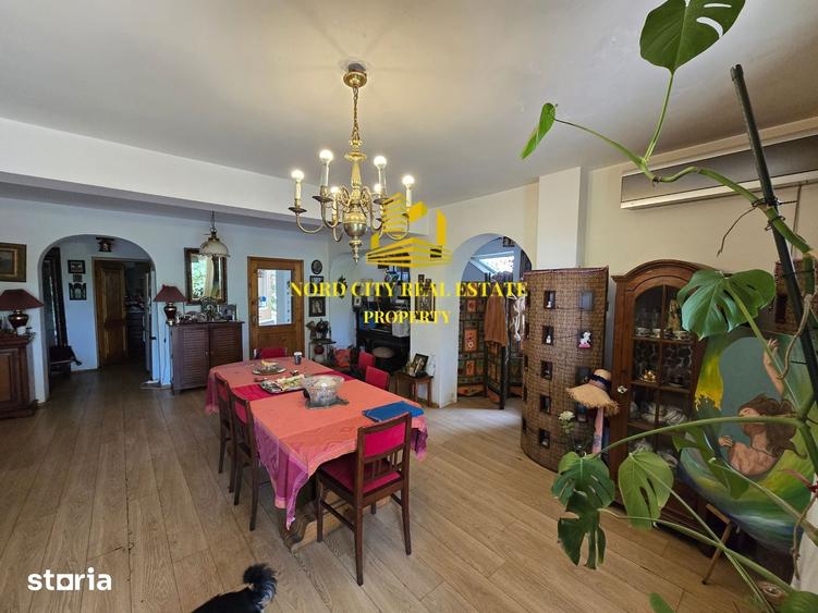 Casă cu 6 camere cu Teren 1798.16 Mp în Ciolpani