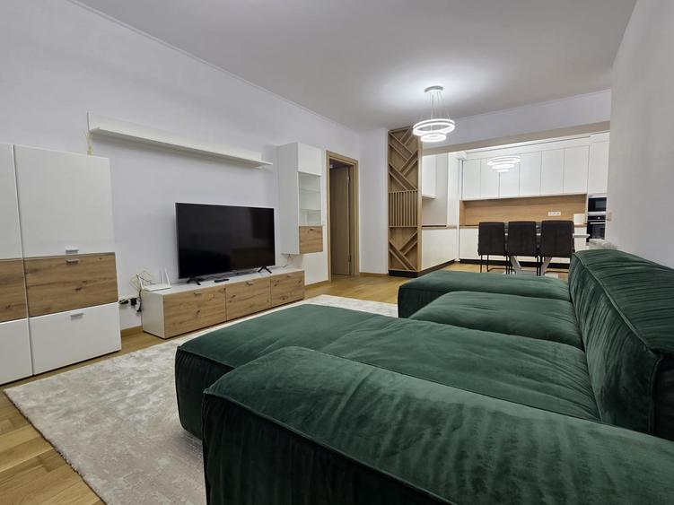 Apartament cu 3 camere semidecomandat, mobilat în Floreasca