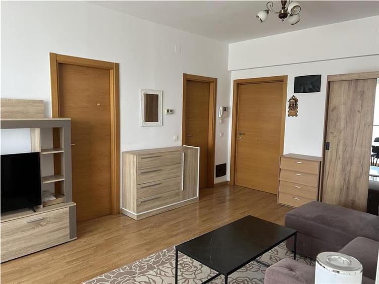 Apartament cu 2 camere semidecomandat, mobilat în Gheorgheni