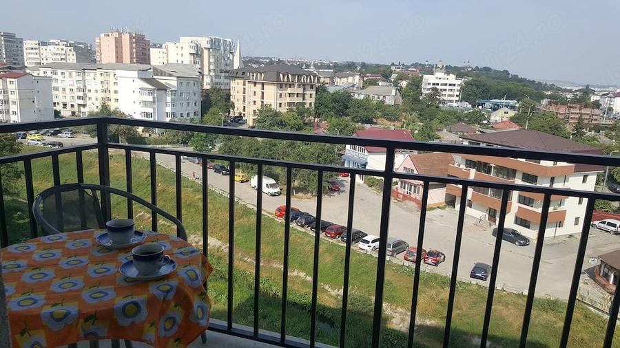 Apartament cu 2 camere semidecomandat în Nicolina
