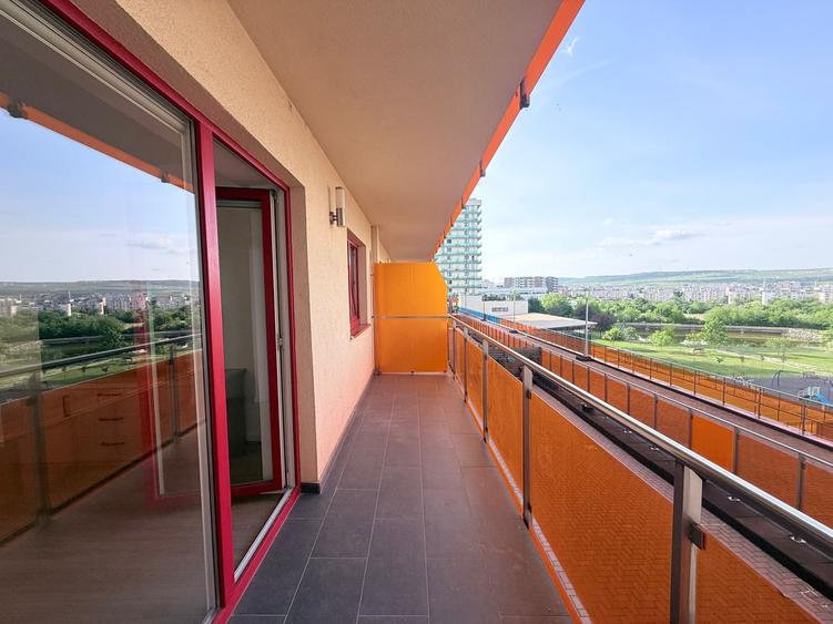 Apartament cu 2 camere semidecomandat, mobilat în Gheorgheni