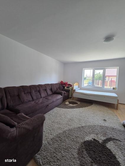 Casă cu 3 camere cu Teren 300 Mp în Tuzla