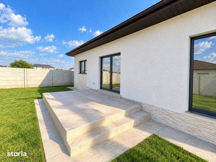 Casă cu 4 camere cu Teren 400 Mp în Clinceni