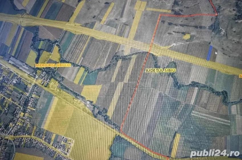 Teren de 2402 mp, în Apoldu de Jos