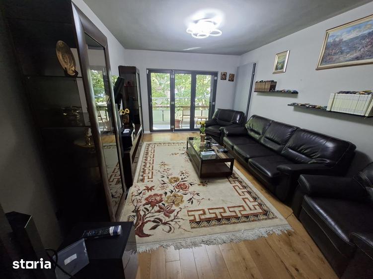 Apartament cu 3 camere decomandat în Ultracentral
