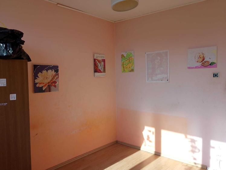 Apartament cu 4 camere semidecomandat în Drumul Taberei
