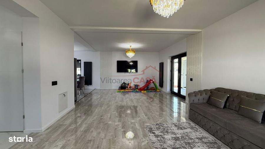 Casă cu 4 camere în Domnești