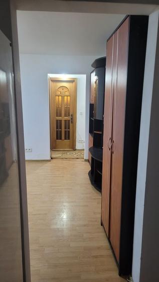 Apartament cu 2 camere semidecomandat în Exterior Vest