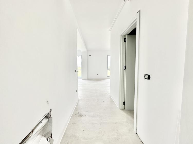 Apartament cu 2 camere decomandat în Moșnița Nouă