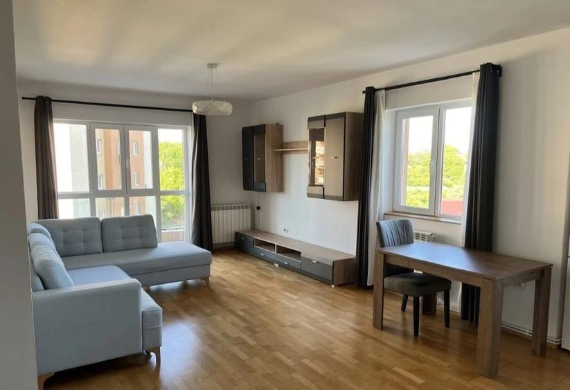 Apartament cu 3 camere decomandat în Tătărași