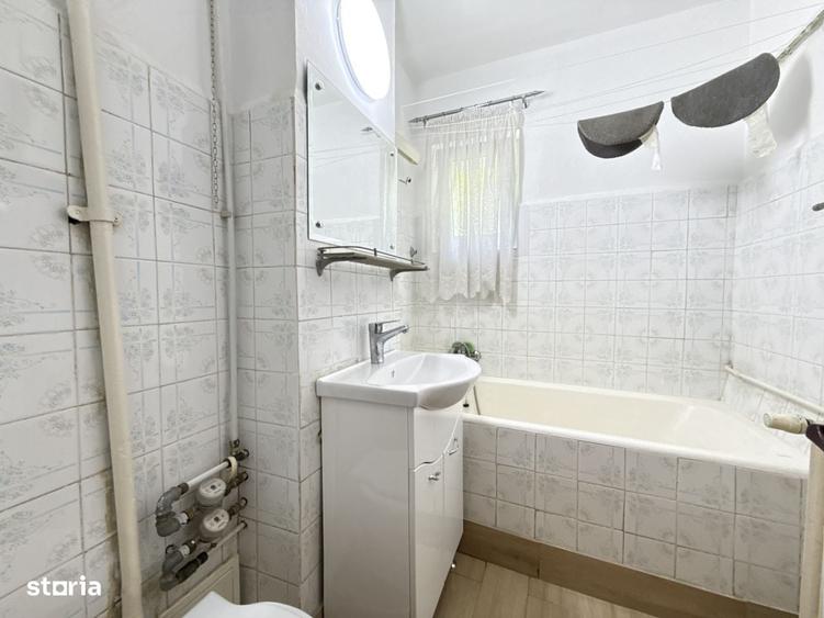 Apartament cu 3 camere decomandat în Jilava