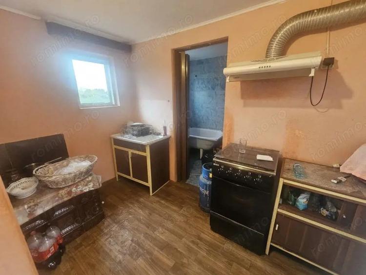 Casă cu Teren 3000 Mp în Central