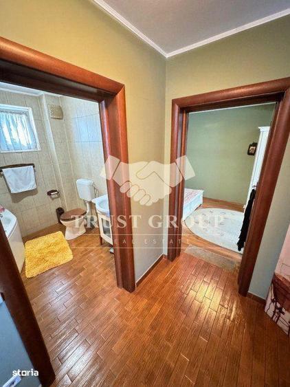 Casă cu 5 camere cu Teren 156.84 Mp în Grivița