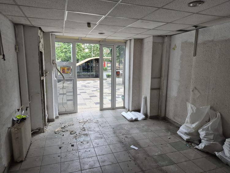 Spațiu comercial, de 73 mp, în Decebal
