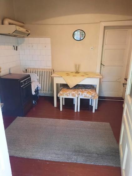 Casă cu 4 camere cu Teren 110 Mp în Central