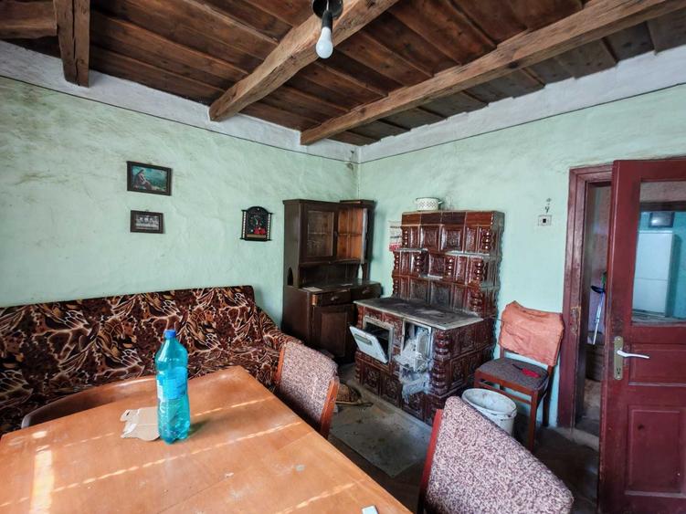 Casă cu 3 camere în Năpradea