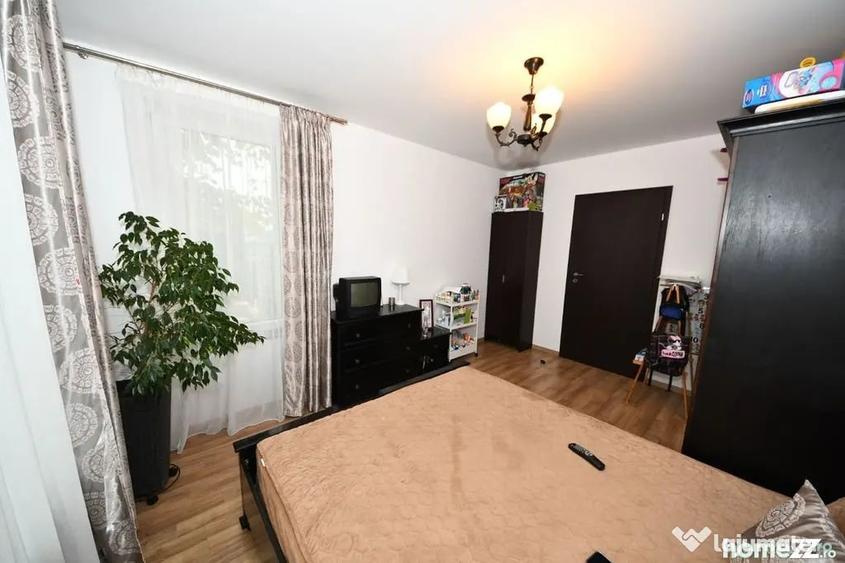 Casă cu 5 camere cu Teren 500 Mp în Ultracentral