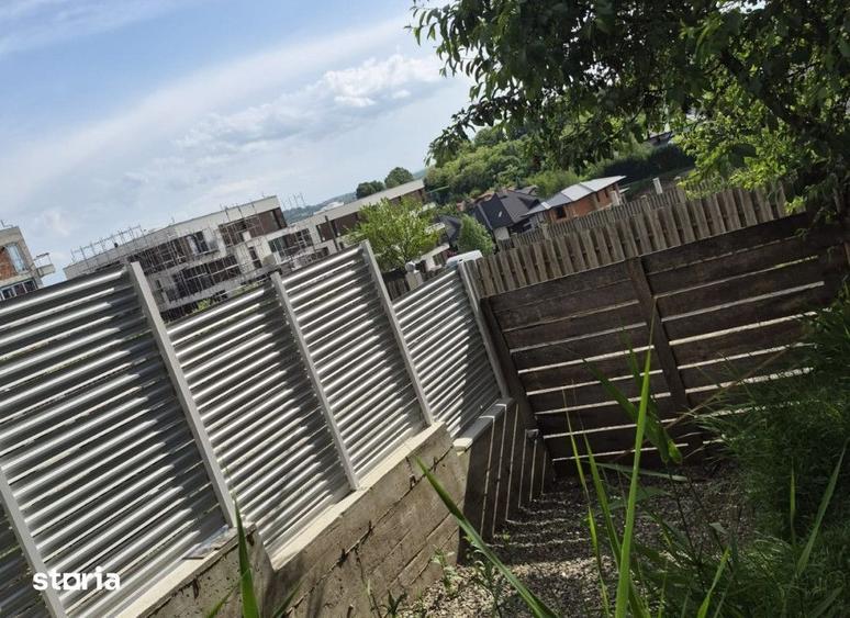 Casă cu 5 camere cu Canalizare în Păcurari