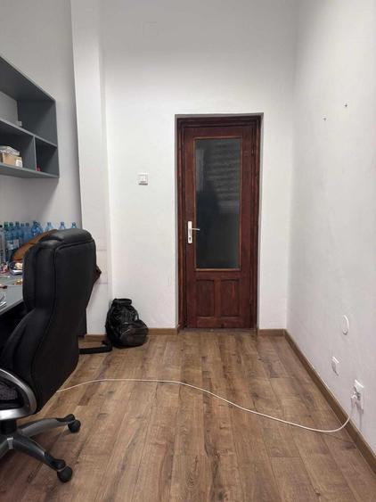 Spațiu comercial, de 10 mp, în Tătărași