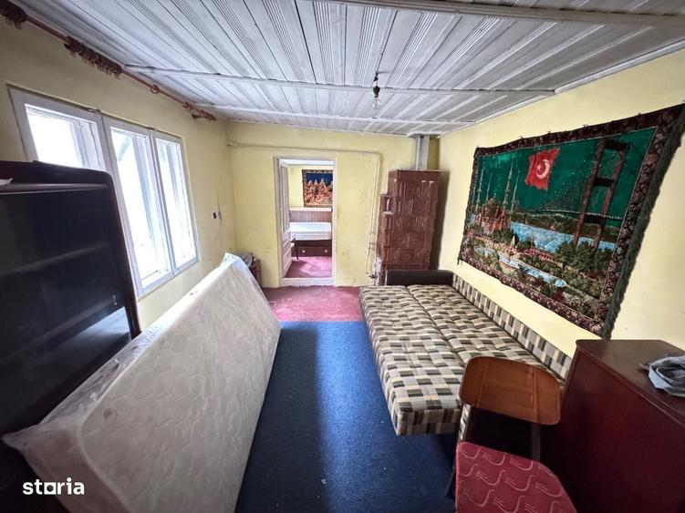 Casă cu 2 camere în Central
