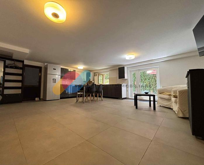 Apartament cu 3 camere semidecomandat, mobilat în Mănăștur