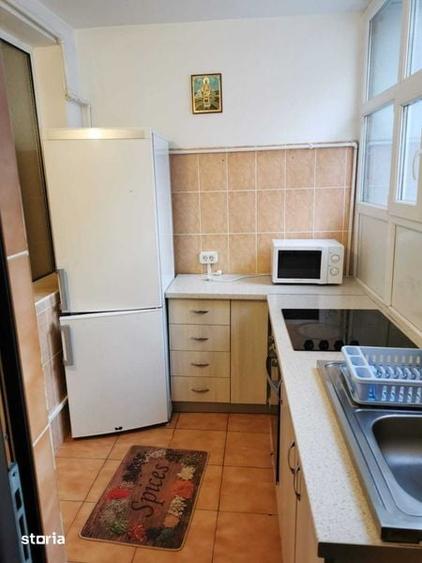 proprietar inchiriez apartament 2 camere zona teilor - 1