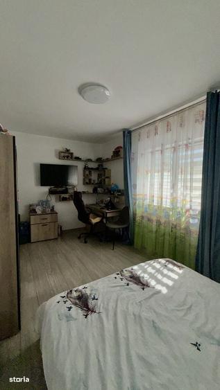 Casă cu 3 camere cu Teren 663 Mp în Budești