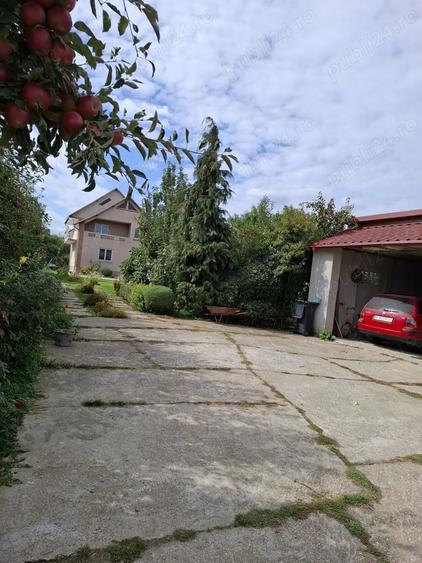 Casă cu 5 camere cu Teren 1400 Mp în Mărăcineni