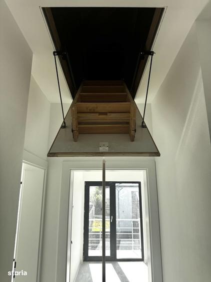 Casă cu 4 camere cu Teren 250 Mp în Bucium