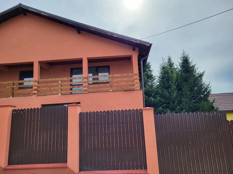 Casă cu 6 camere cu Teren 590 Mp în Bunloc
