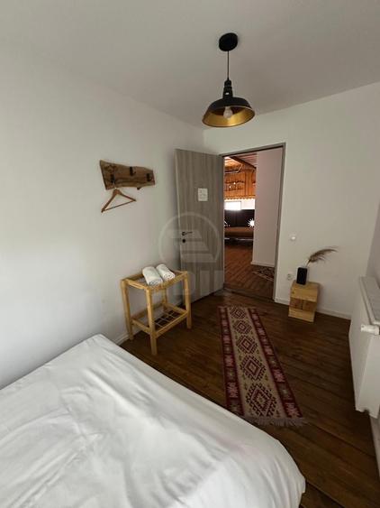 Casă cu 12 camere cu Piscina în Băișoara