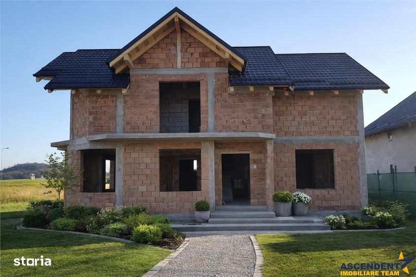 Casă cu 4 camere cu Teren 541 Mp în Bod