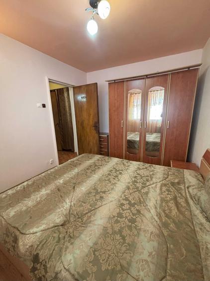 Apartament cu 2 camere semidecomandat, mobilat în Gorjului