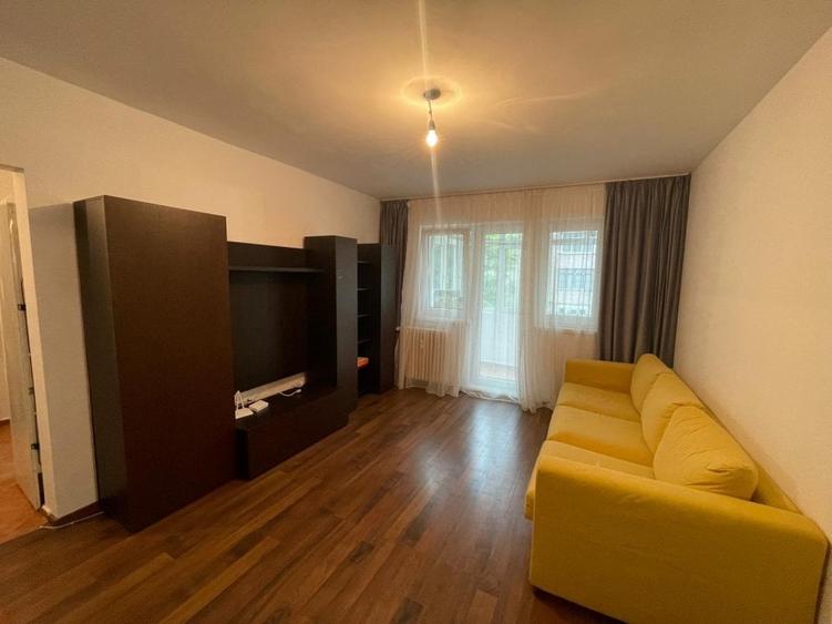 Apartament cu 2 camere semidecomandat, mobilat în Păcurari
