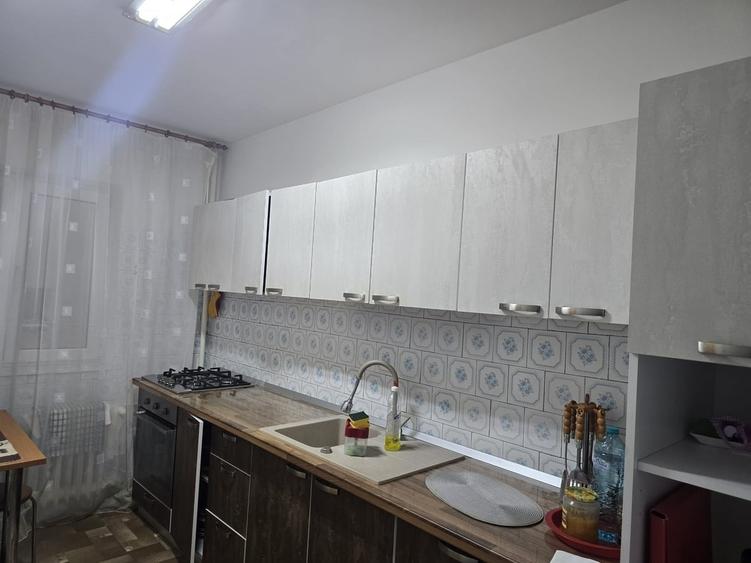 Apartament cu 2 camere decomandat în Doamna Ghica